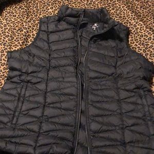 Black down puffer vest